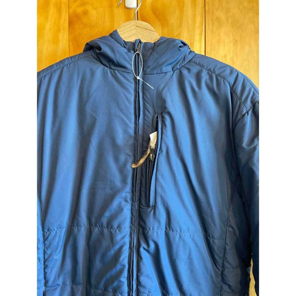 Size Large Men's Winter Jacket - Picture 2 of 4